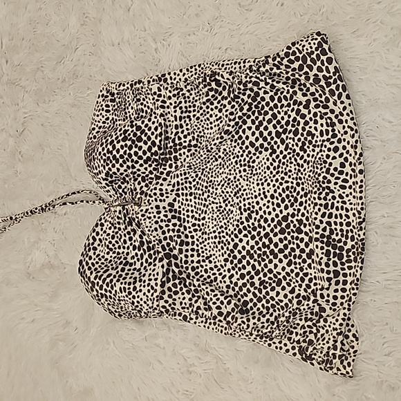 Merona Other - Merona giraffe print padded tankini